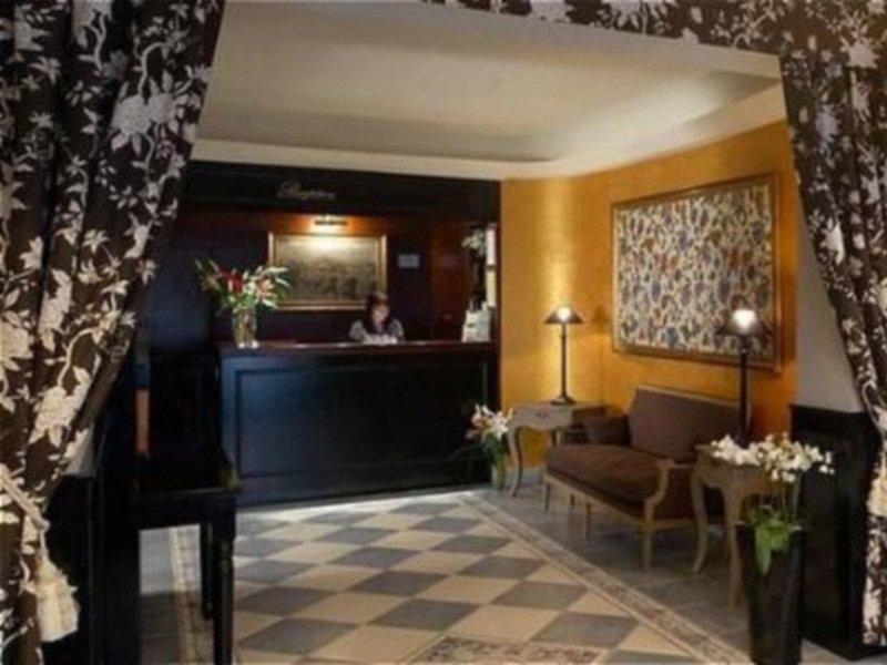 Antik Hotel Praga
